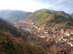 Satul Tălmăcel văzut de pe deal